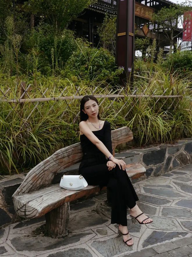 该怎么玩？贵州旅游五天大概多少钱新利体育18带父母去贵州旅游应(图4)