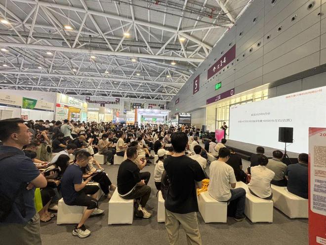 卷创新、卷AI速度前路充满挑战未来仍然光明2025第二届3D打印农场主大会：卷价格、(图4)