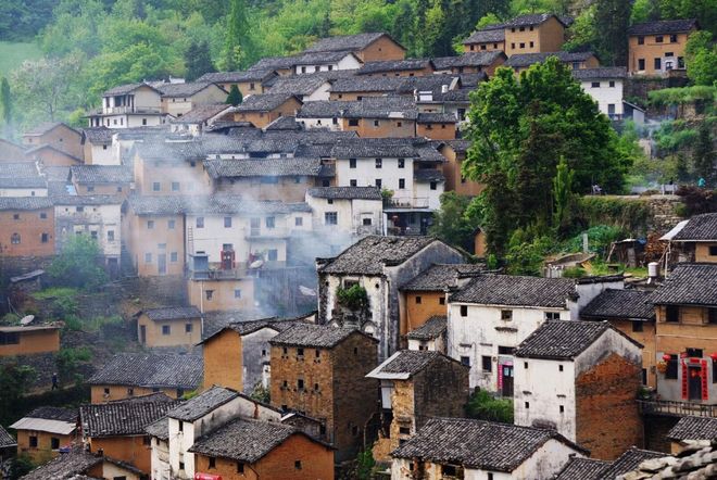 游攻略 + 靠谱旅行社挑选黄山十大必去景点玩法：三日(图2)